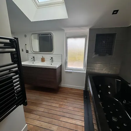 Leptiloft Centre * بايو